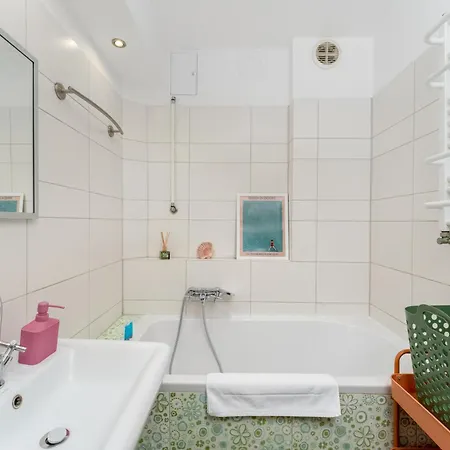 Apartament Nowa Huta Charming Details By Bookinghost